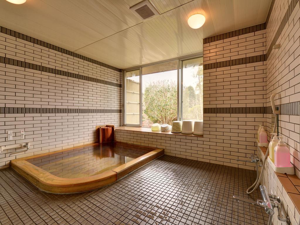 Yusenso Hotel Мито Екстериор снимка